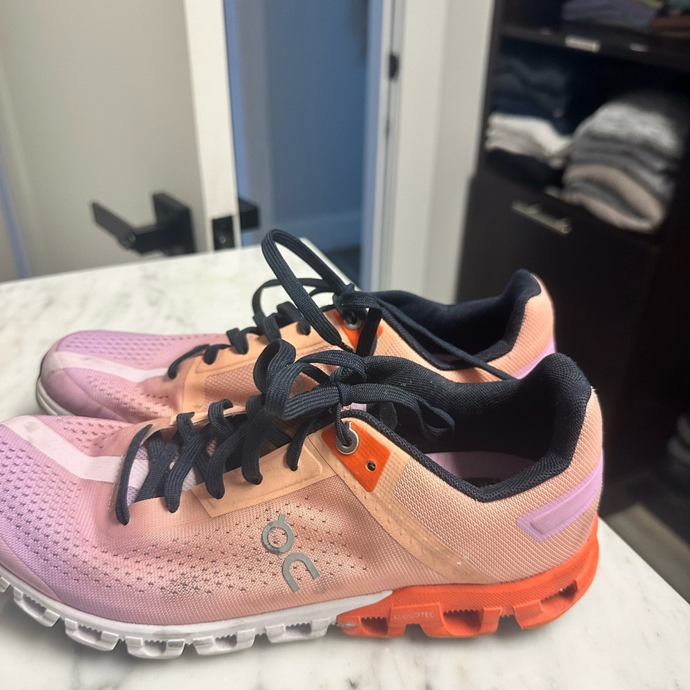 On Running Women's Multicolor CloudFlow Running Shoes - Picture 8 of 13